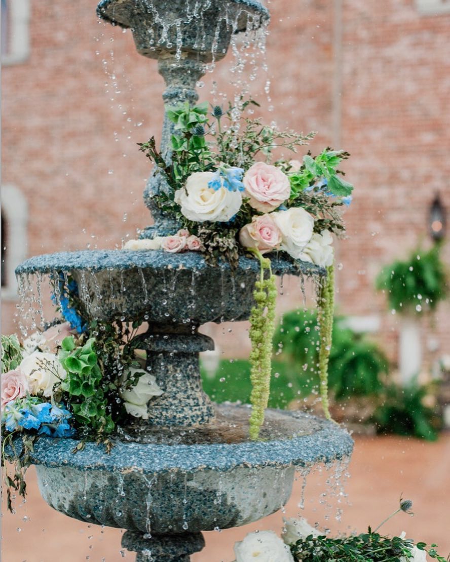 fountain with flowers at pierce castle
